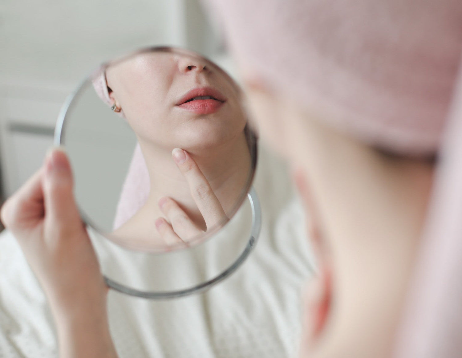 Hormone und hormonelle Stoffe in Kosmetika – Was steckt wirklich drin?